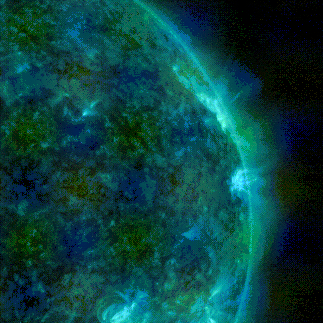 NASA捕捉最新太阳耀斑的猛烈闪光,看看我们自己明星的小脾气