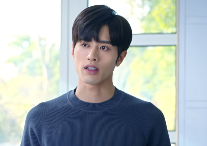 王鹤润|播1天冲到飙升榜冠军，熬夜刷完10集后，王鹤润新剧让我果断入坑