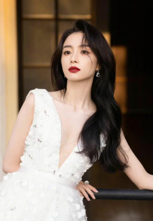 刘亦菲|男二女二颜值和咖位都这么高，刘亦菲李现新剧稳了