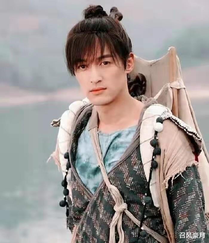 刘浩存|有种“毁容”叫人到中年！周杰伦，黄晓明全靠假发，沙溢头顶反光