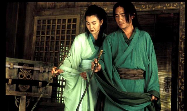 张艺谋|张艺谋《满江红》票房破38亿，影坛20余年商业片票房数据总汇