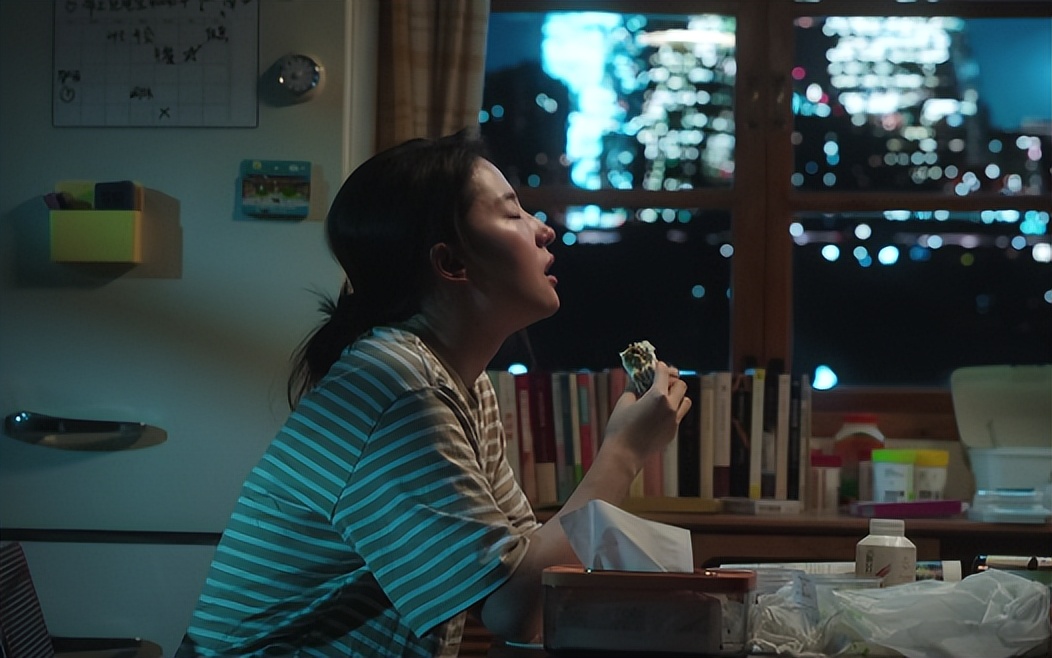 刘亦菲|吃得越狠演技越稳!刘亦菲“吃花卷”,能让多少女演员脸红?