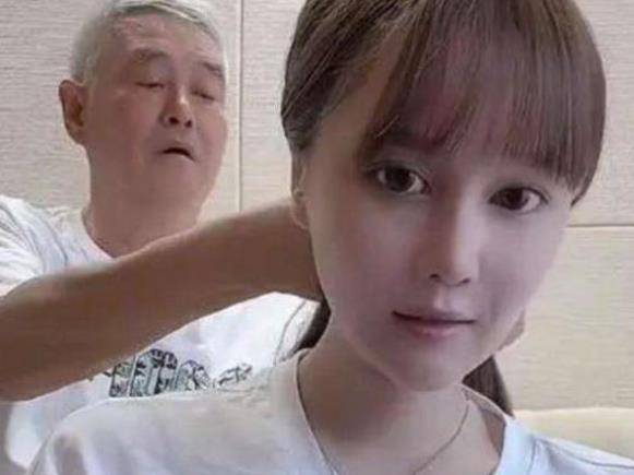 赵本山|赵本山女儿球球自曝与男友“生米做成了熟饭”？被气到差点进了医院！