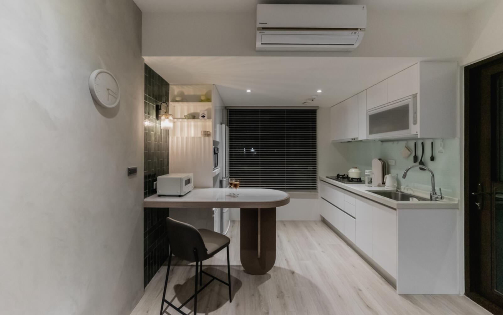 看了她56㎡小家，才知道隔层式衣帽间有多实用，自己家也要做