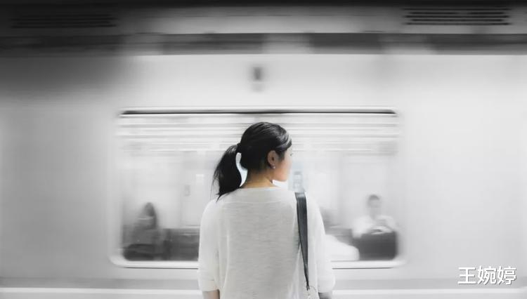 熬夜|857成为新常态的背后,年轻一代正沉沦于短暂的精神高潮中