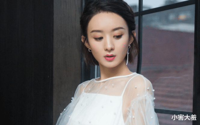 赵丽颖|“农村土妹”赵丽颖：因喝水姿势不对被黑多年，节目中溺水无人救