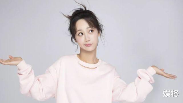 刘亦菲|娱乐圈“名人榜”揭晓，杨幂排在贾玲后面，第一名才22岁