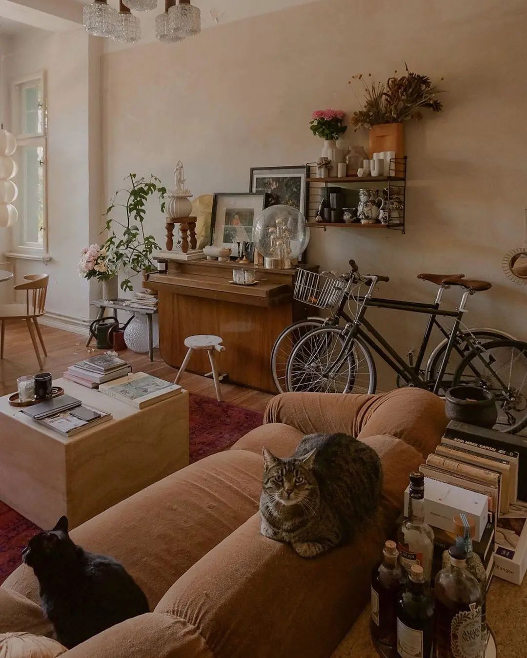 复古风满满的原木家,是温暖的感觉