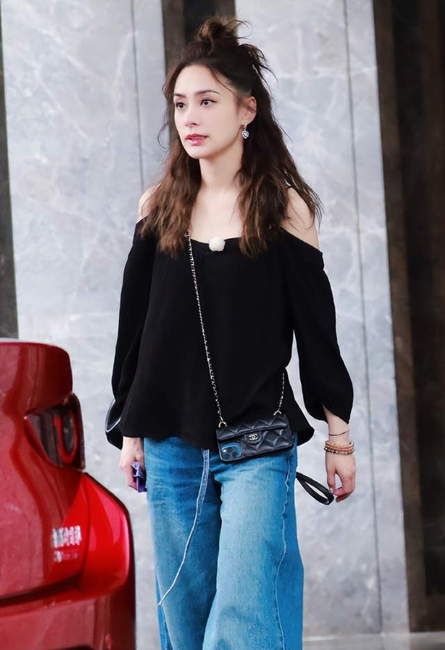 阿娇|阿娇钟欣潼被网友偷拍