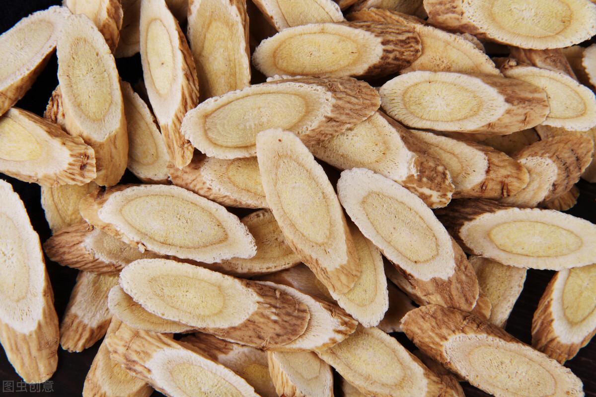 黄芪|黄芪配山楂泡水喝，身体不虚了、活血化瘀又好喝，还能护心脏