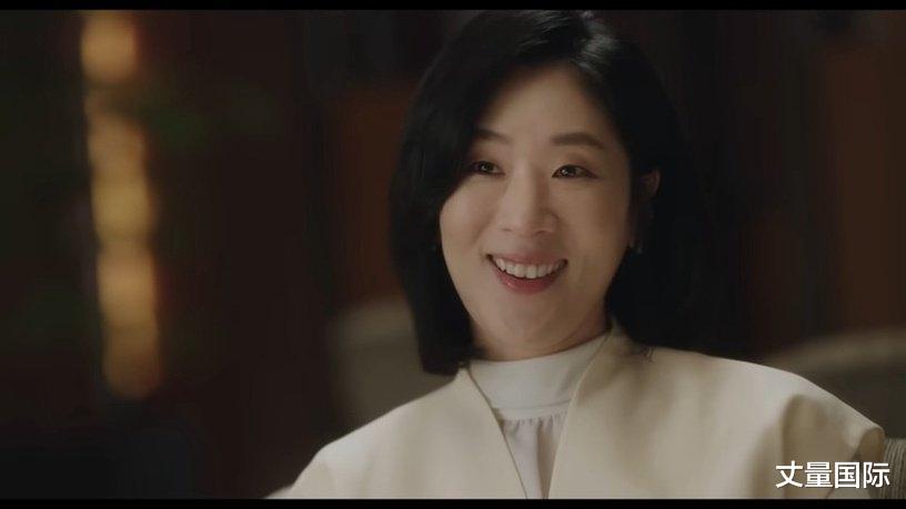 非常律师禹英禑|《非常律师禹英禑》6个「隐藏细节」！英禑「月薪」将近1300万？