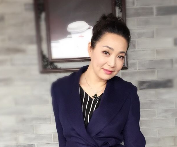 戴春荣|20多年前，因张铁林一句话，戴春荣接拍《还珠格格》，如今她后悔吗