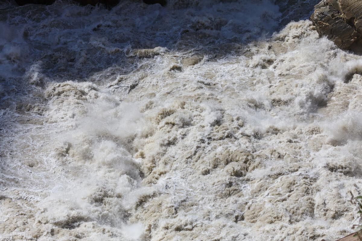 虎跳峡|郭进拴|虎跳峡探险