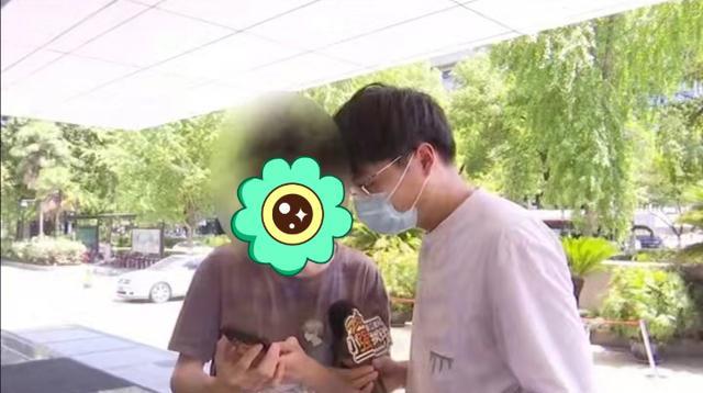 男子迷恋女主播,却偷偷花光亲姐230万来打赏,男子:都未见过面