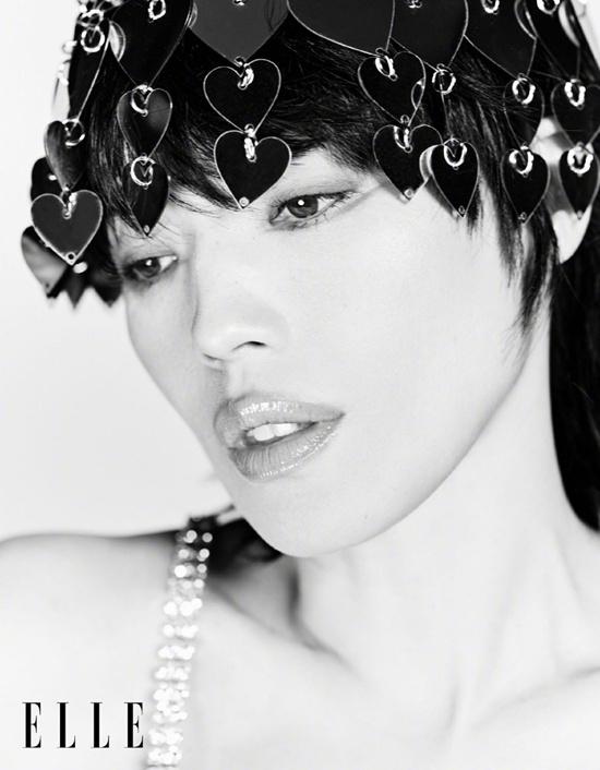 舒淇|舒淇御感双影大片释出 法式卷配波点长裙潇洒大气