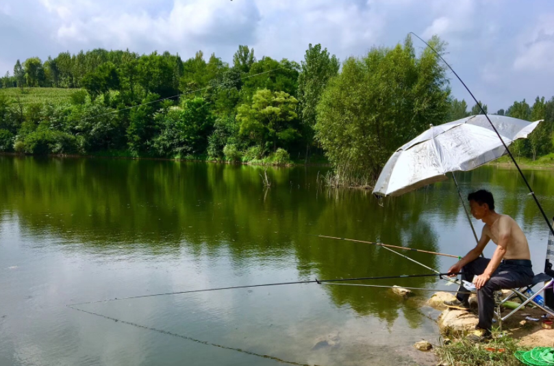 |钓鱼不看风，累死老渔翁！刮风天想爆护，知道“3点3条”就行了