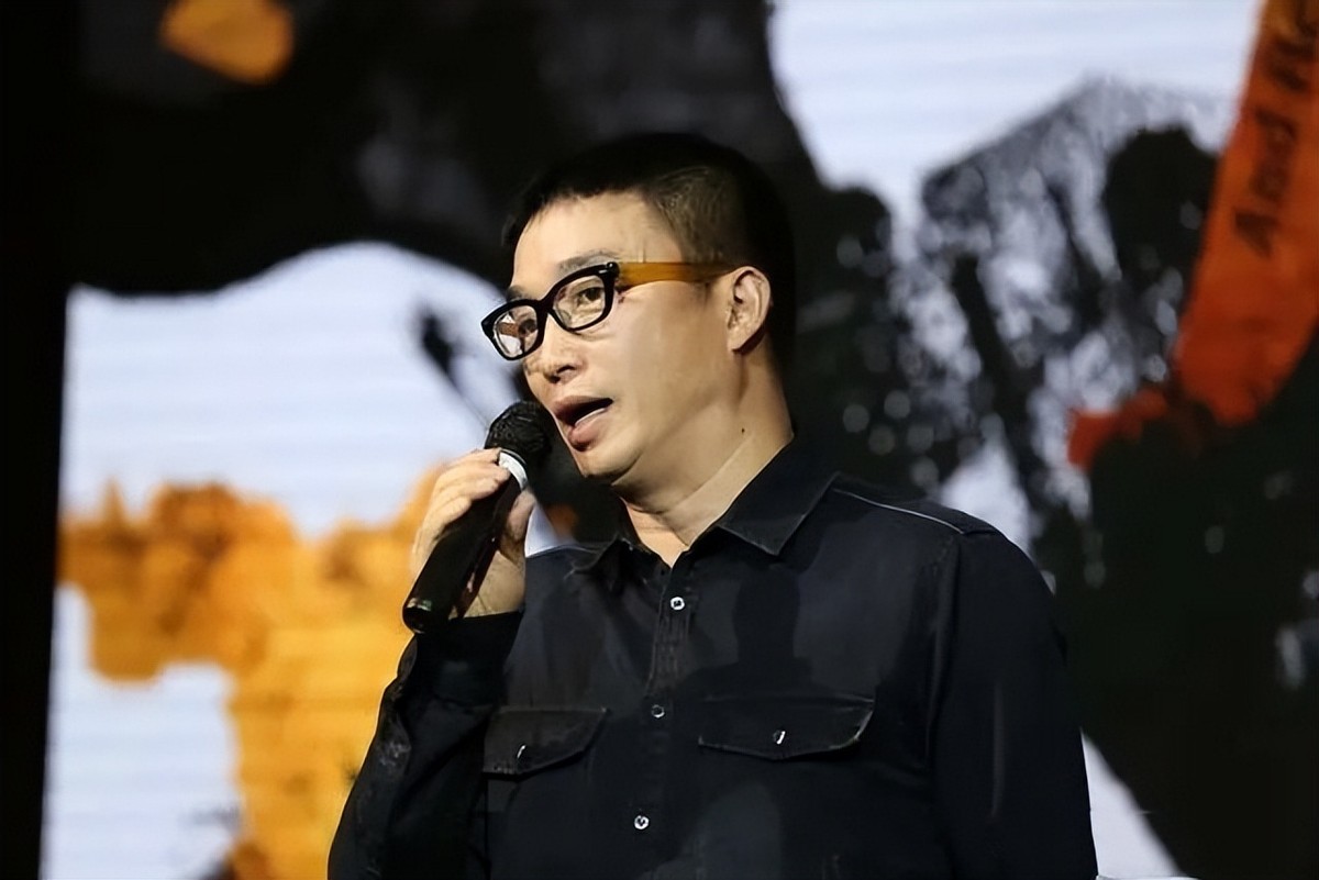 张靓颖|张靓颖冯轲离婚4年后,两个人的人生轨迹有何不同