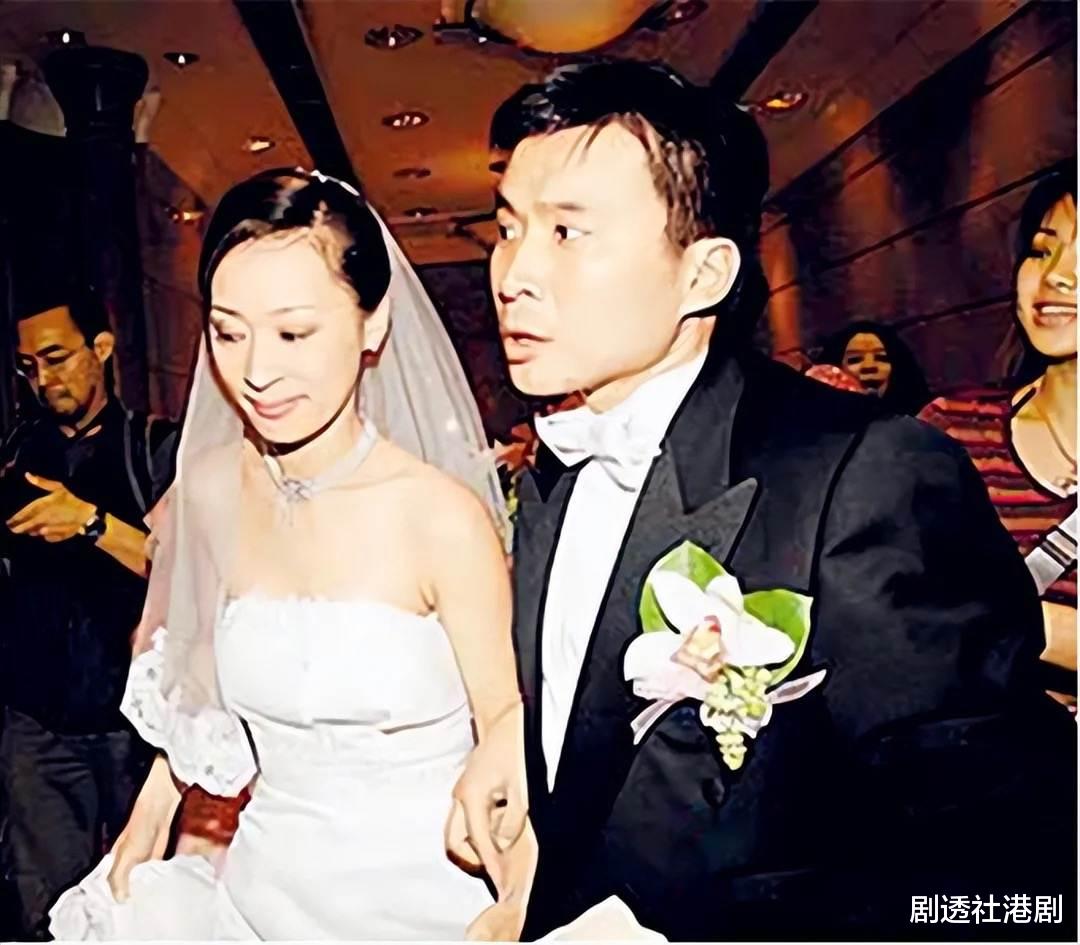 黎美娴|TVB前当家花旦近况曝光!55岁素颜出镜状态佳,嫁富商后至今未育