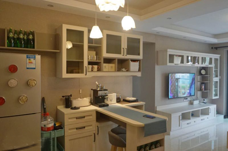 80后小伙不顾爸妈反对,市区买70平房装成90平,用了8套柜子!