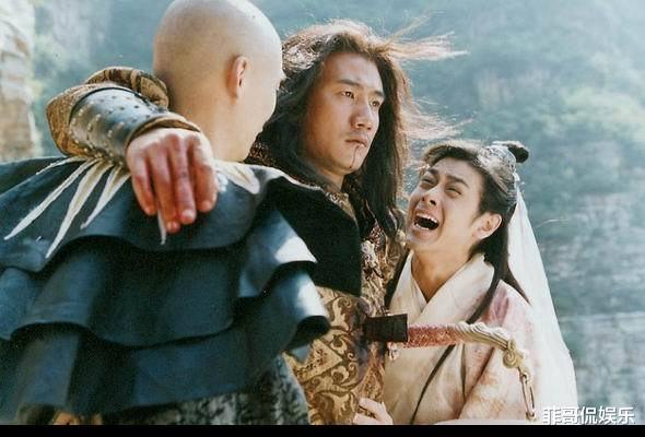 乔峰|两代乔峰初次见面,黄日华追着大喊到胡老弟,胡军:怎么想过两招