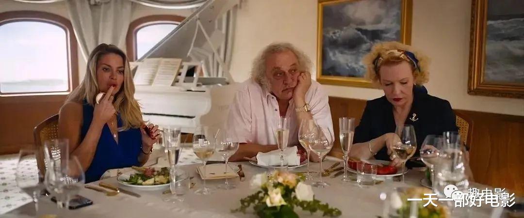 张小泉|比黄渤敢拍、比国产大胆,戛纳最佳影片《悲情三角》