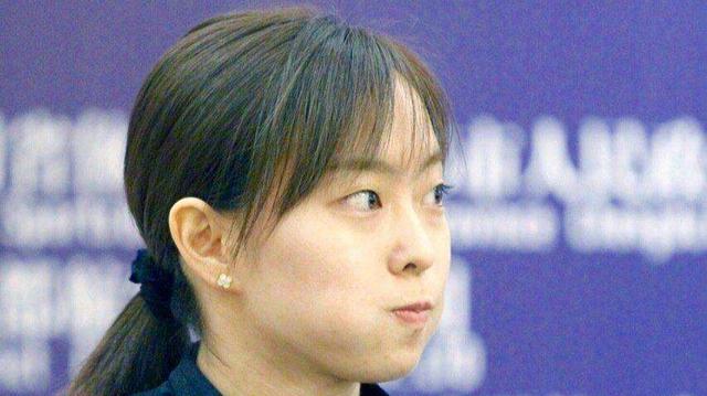 马龙|马龙的妻子有多美，两人秘密恋爱8年，一直拒绝日韩美女示爱