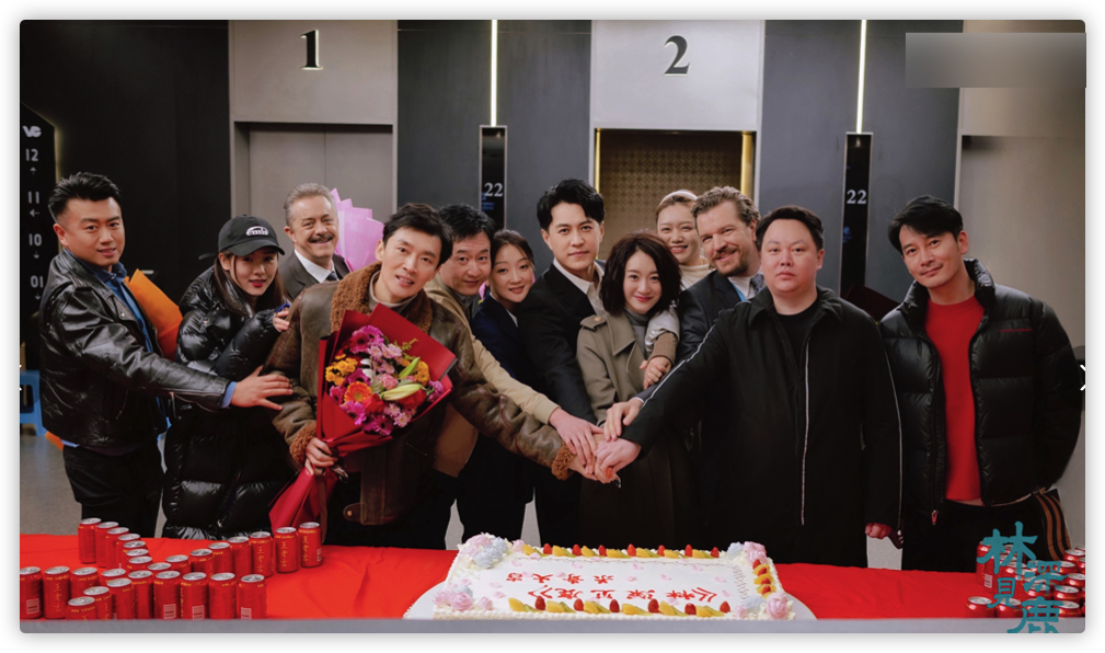 靳东|曝靳东新剧拖欠工资!投资2亿未结上百群演费用,农民工讨薪无门