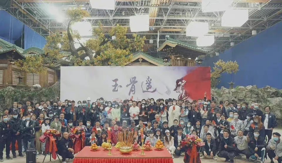 肖战|好事三连！肖战《梦中的那片海》不止参加春推会，超强背书护口碑