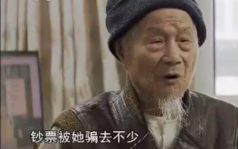 上海一男子入狱10年,妹妹悉心照顾,哥哥出狱后却将妹妹送入监狱