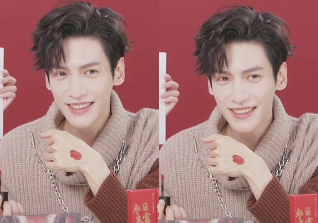 罗云熙|《长月烬明》罗云熙饭拍图,侧面轮廓太完美,帅得像真人手办!