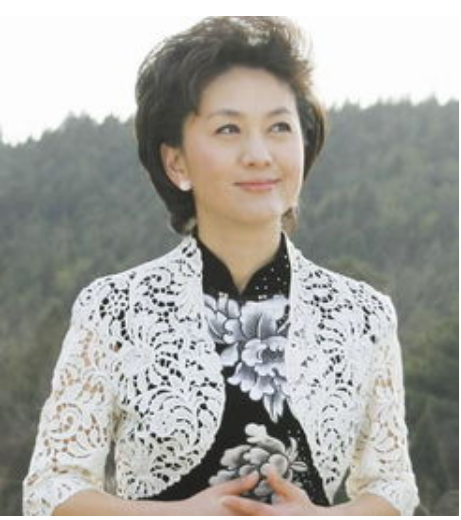 海霞|新闻联播最美女主持，经历了重重波折，终于找到了人生的归属