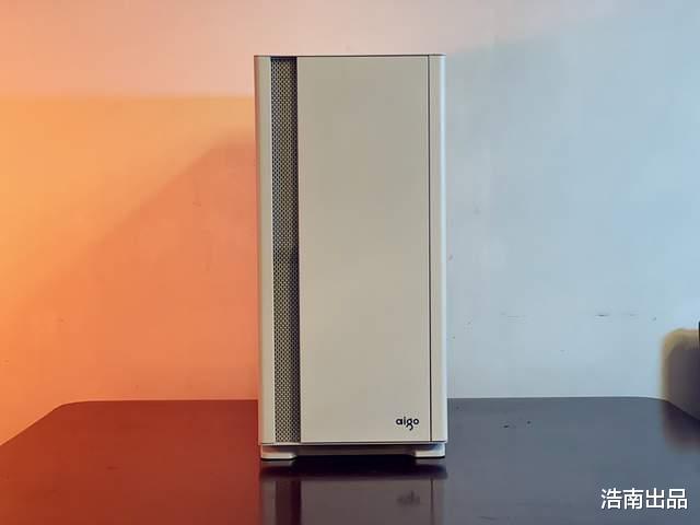 机箱|2000元装游戏电脑,低调奢华外观,配置够用性价比高