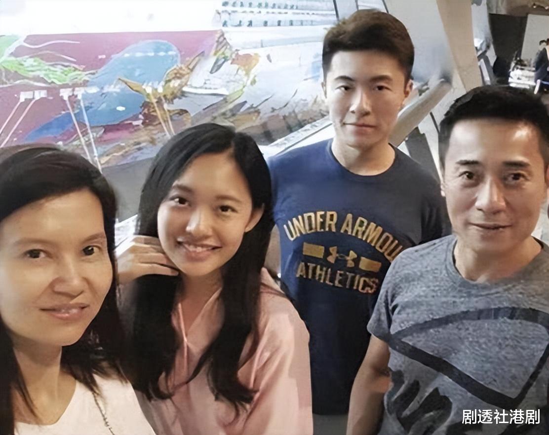 欧瑞伟|遗憾!TVB御用配角因工作缺席爱女毕业典礼,23岁女儿撞脸朱千雪