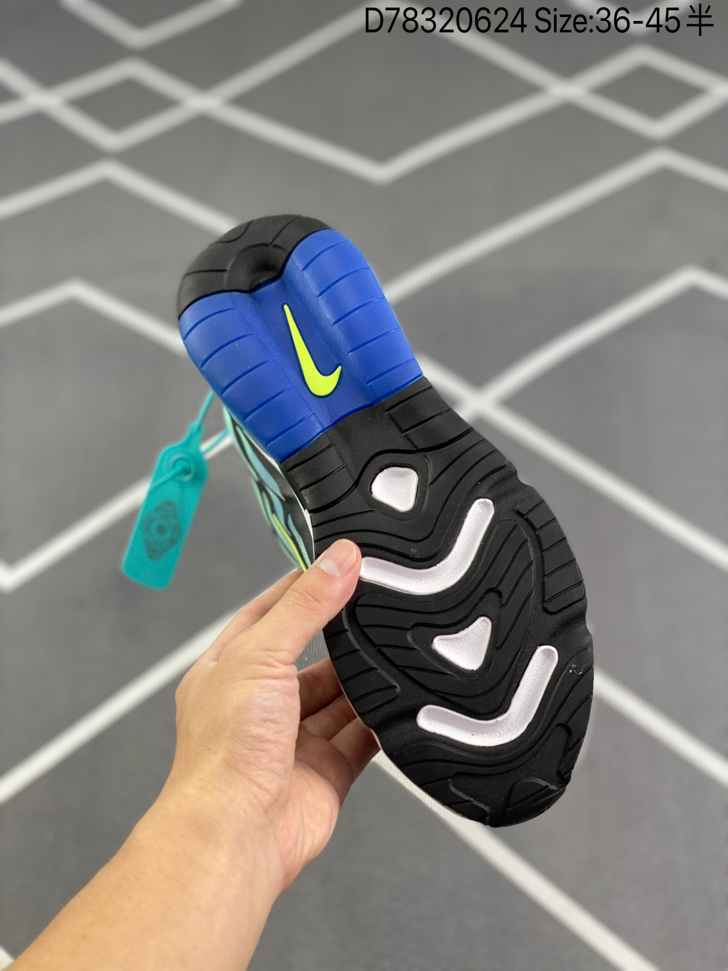 Nike Air Max 200跑鞋