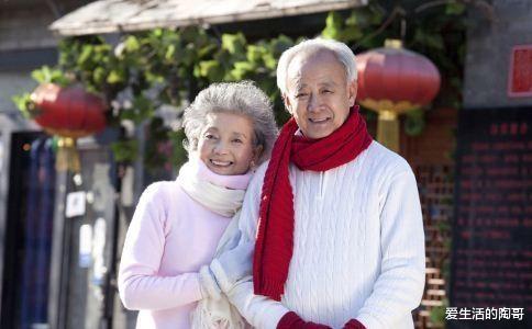 熬夜|世界公认的5大伤身体行为,喝酒排第4,第1是什么,你肯定不知道