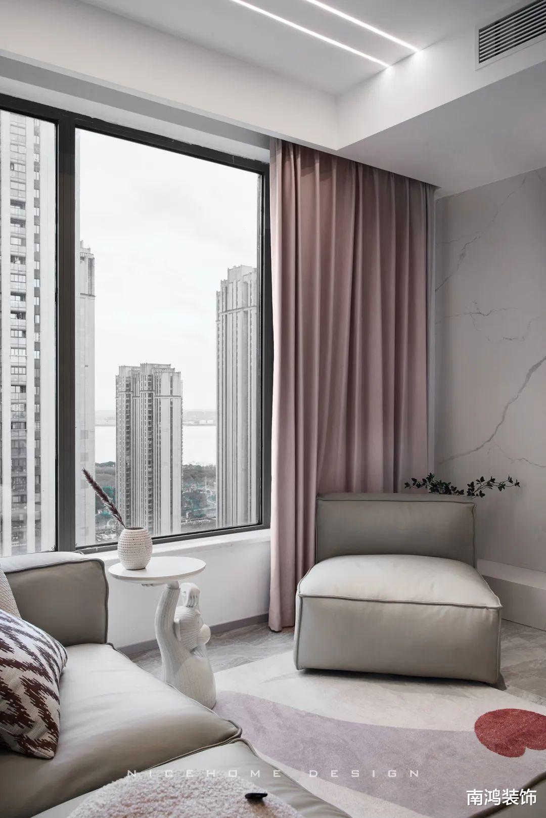 完美还原效果图的气质小户型,半开放式厨房稳稳拿捏空间!