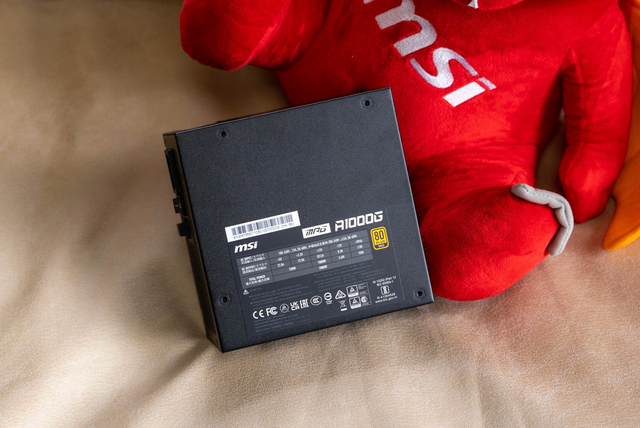 显卡|迎接40系显卡，微星A1000G金牌全模组电源装机体验