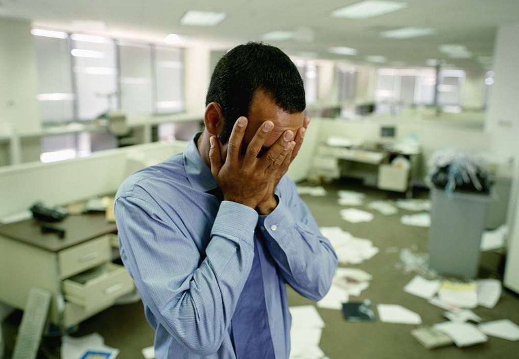 离职|老板参加完培训班后,整天研究“员工的离职先兆”,结局很舒适