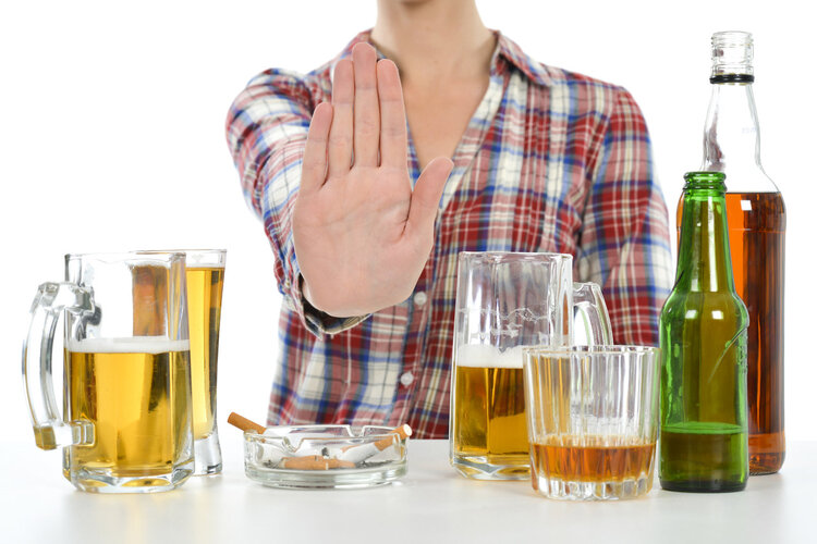 抗癌|长期喝白酒能延年益寿，预防肿瘤？喝白酒是好还是坏？告诉你真相