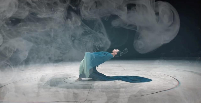 艺术生|90后北舞毕业生因“青绿腰”走红，叫人过目难忘，网友：太美了