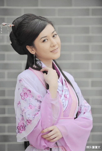 黄海冰|演员甄锡：最红时嫁给黄海冰，9年婚姻儿女双全，越活越美丽