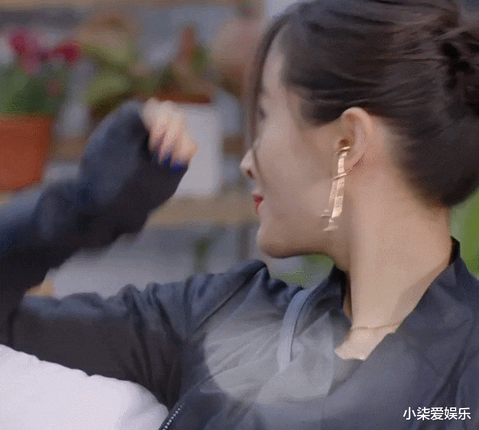 王子文|为了捞金,还在强行装恩爱?