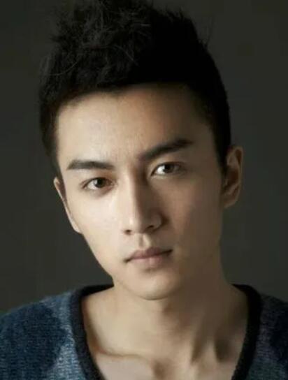 |扒一扒男明星的眼睛,眼睛决定颜值上限,鼻子决定颜值下限