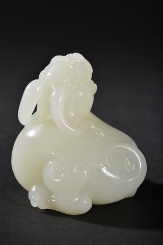 |和田玉瑞兽摆件