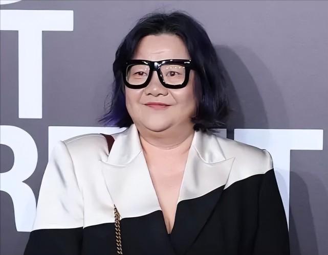 整容|卷入吴勇的风波后，美国人洪晃，再怎么说，也不会改变什么了