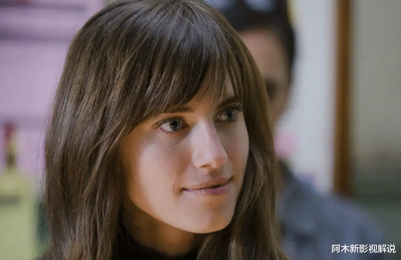 逃出绝命镇|《逃出绝命镇》：思维独特题材新鲜，成本虽低但却荣获奥斯卡