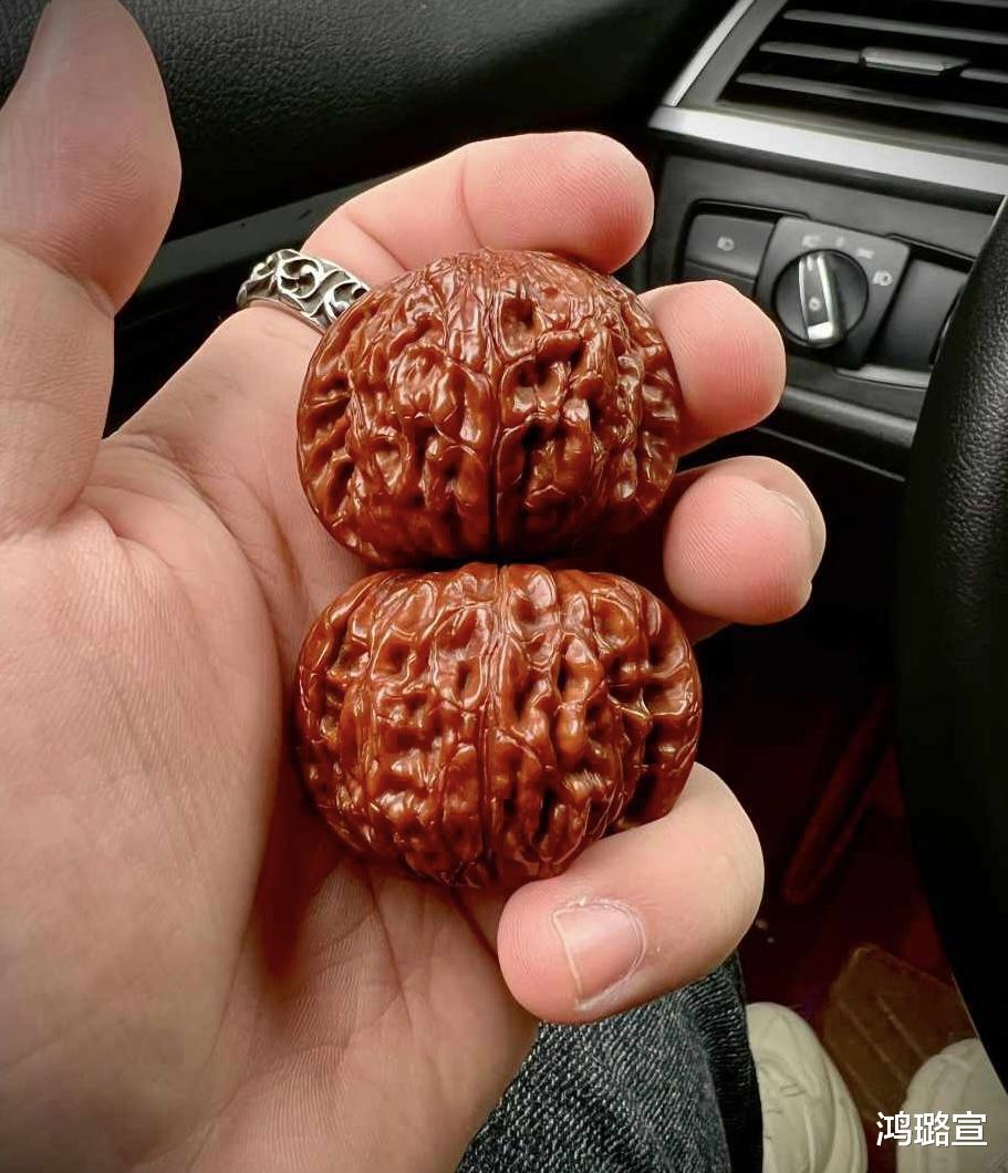 文玩核桃|汗手盘玩文玩核桃并不是百无禁忌!这几点要弄清楚!