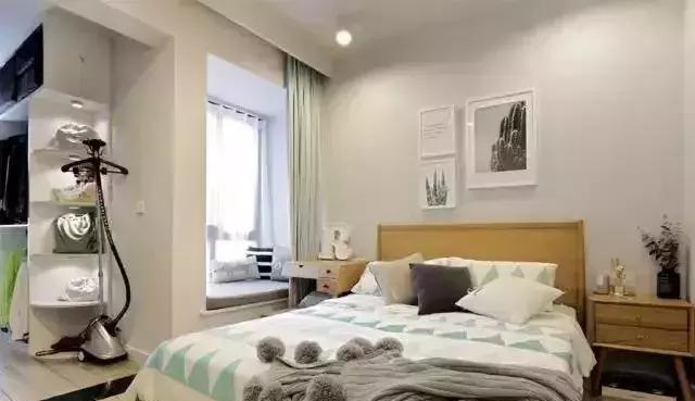 58㎡高层独单改两居,客厅阳台装隐形床直接变成开放式卧室!