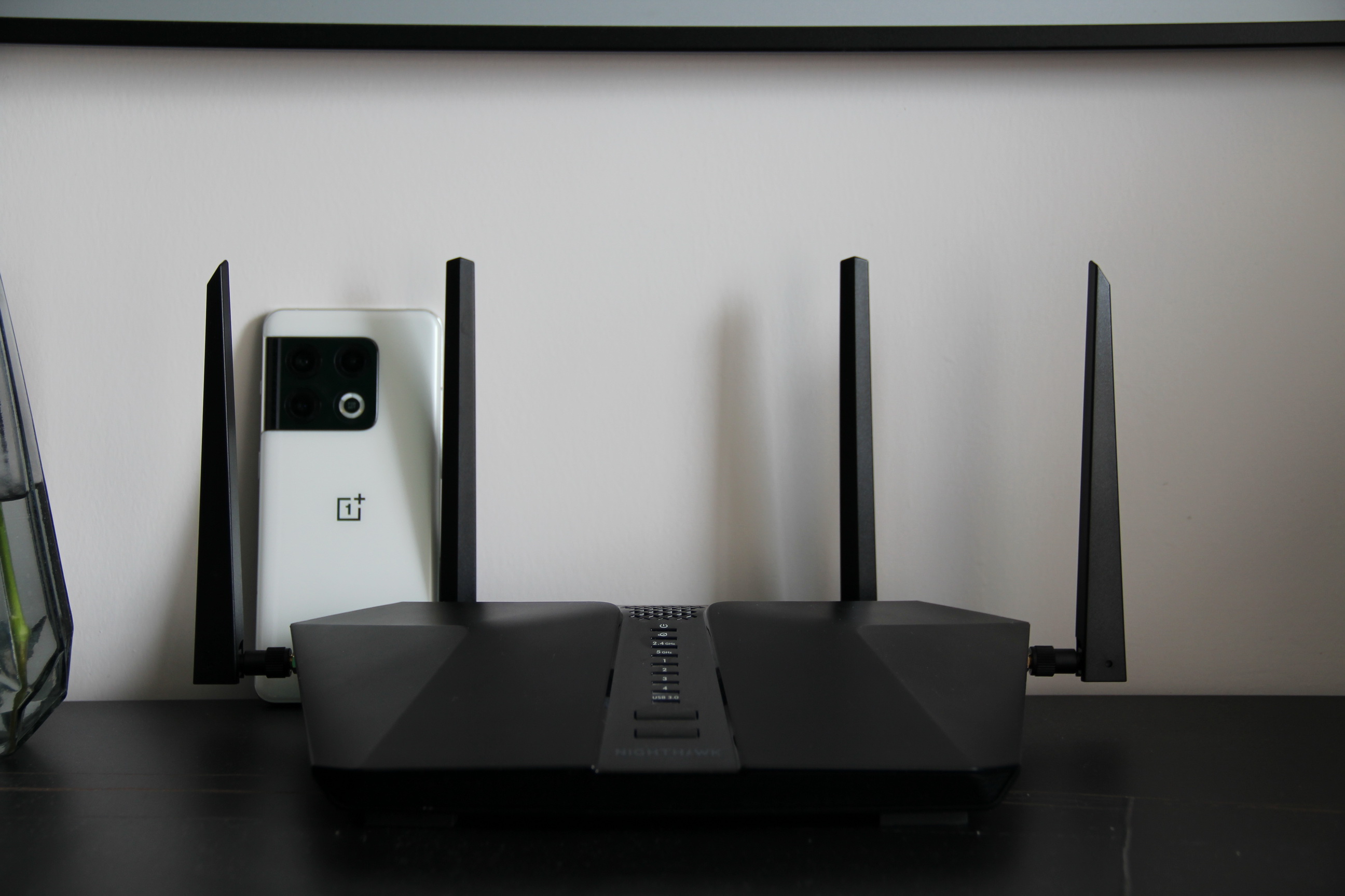 路由器|路由器也内卷?AX5400更快更强大,网件RAX50测试报告