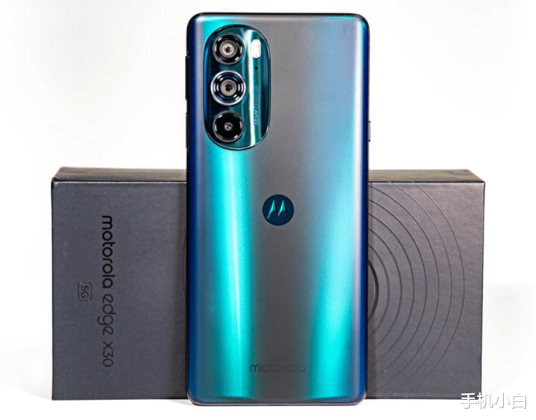 高通骁龙|2022年发布的2款手机，最多下调500元，配置高价格香，能再用5年